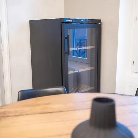 아파트 Le 11 A 5 Min De L'hypercentre D'epernay 6 Personnes 에페르네이