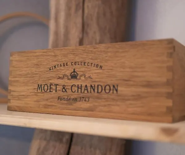 Le 11 A 5 Min De L'hypercentre D'epernay 6 Personnes Épernay