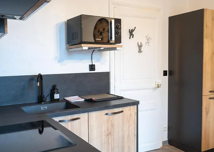 Appartement Le 11 A 5 Min De L'hypercentre D'epernay 6 Personnes Épernay
