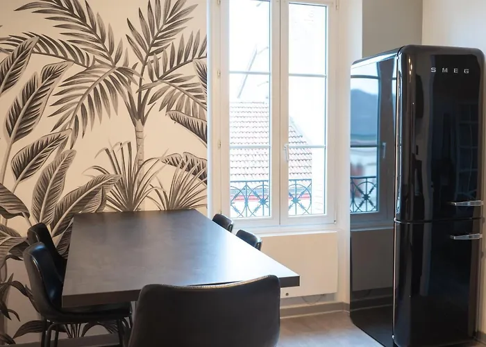 Le 11 A 5 Min De L'hypercentre D'epernay 6 Personnes Appartement Épernay